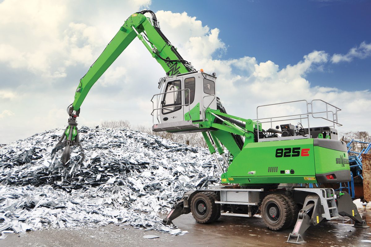 SENNEBOGEN material handler loading scrap
